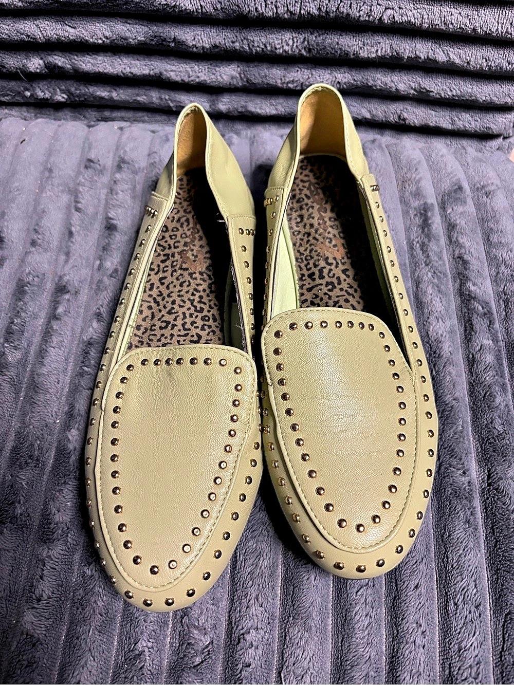 Seven7  Francesca Flat Studded in Green US 10